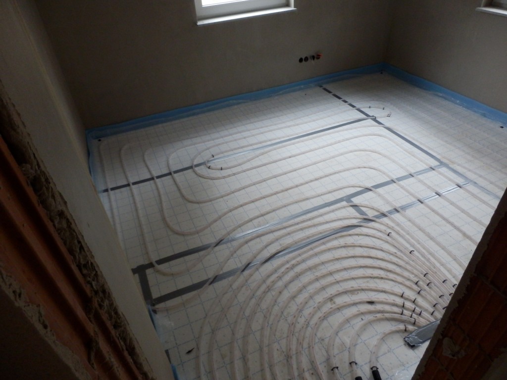 Fußbodenheizung im AZ