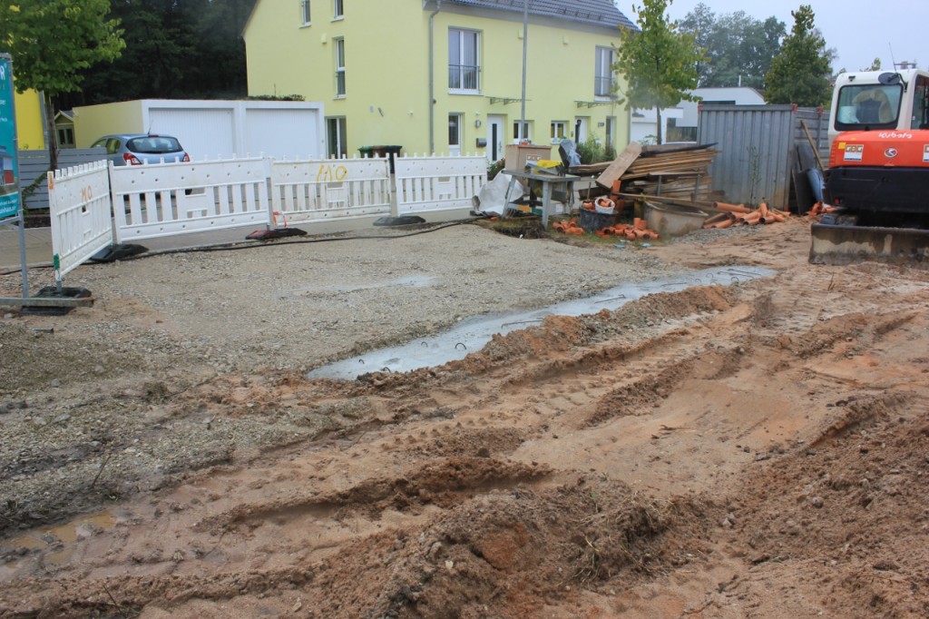 Zufahrt und Garagenfundament